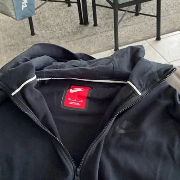 NIKE SWEATSHIRT - Picture 2 of 2